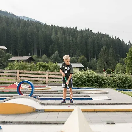 Jugendhotel Markushof - Youth Hostel Wagrain