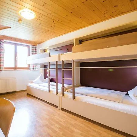 Hostel Jugendhotel Markushof - Youth