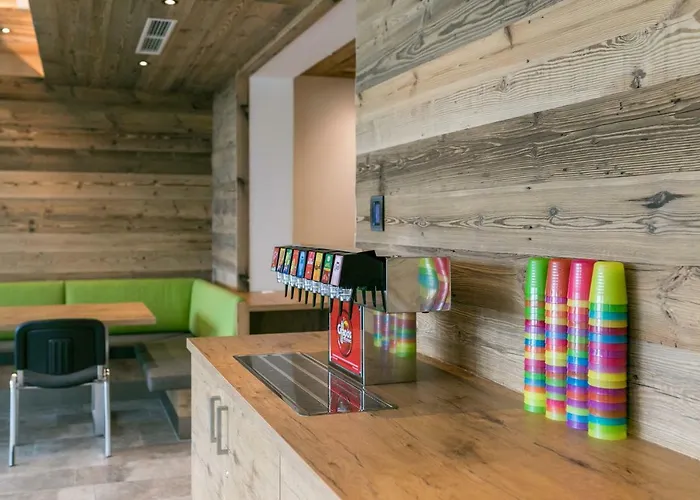 Jugendhotel Markushof - Youth Hostel *